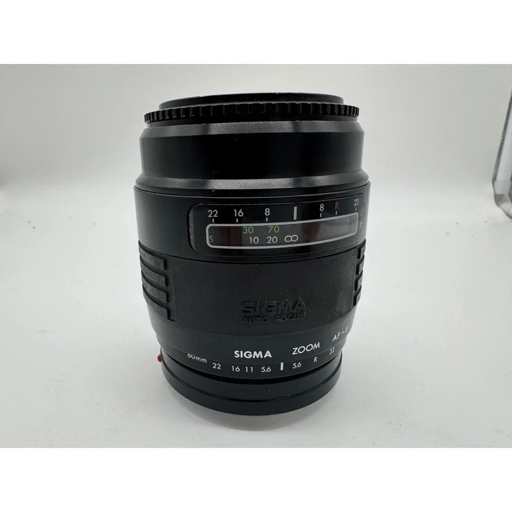 Sigma‎ Zoom AF-B 60-200mm f/4-5.6 Multi Coated Lens 52mm Made in Japan Black